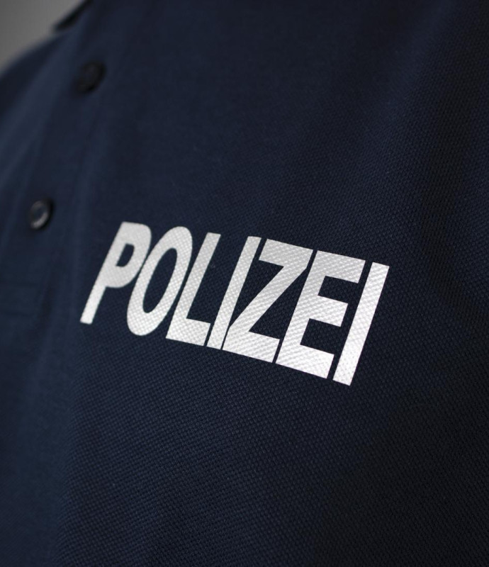 Puppe Polizei 02